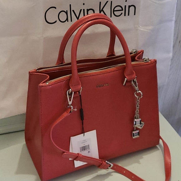 Calvin Klein Handbags - NWT Calvin Klein bag.
